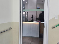 삼양동 종합복지센터 계단복도 도어