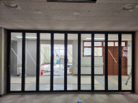 일산 동구 안곡고등학교 폴딩도어 시공